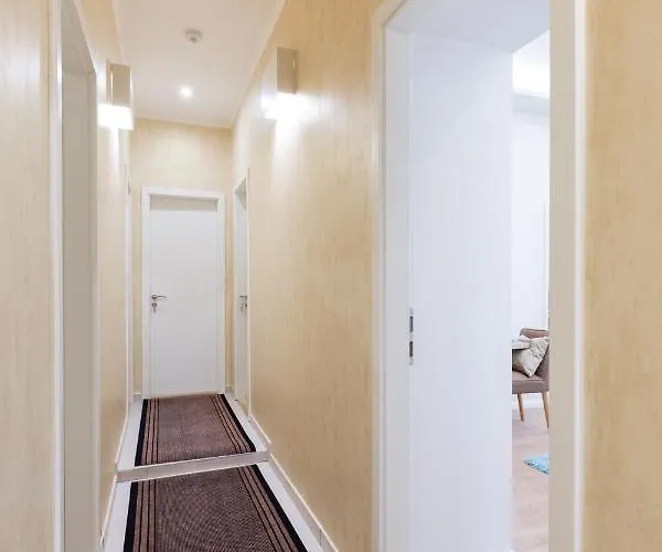 Apartment Holidays Harmony Budapest