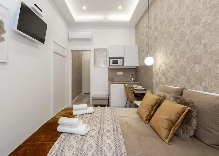 Apartment Holidays Harmony Budapest