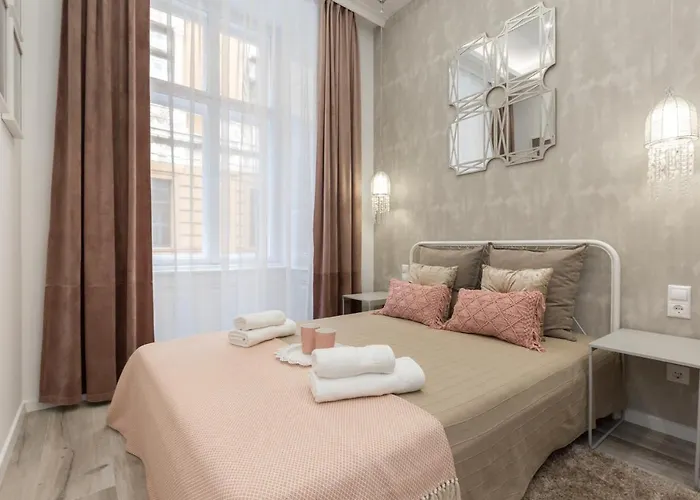 布达佩斯和谐度假公寓